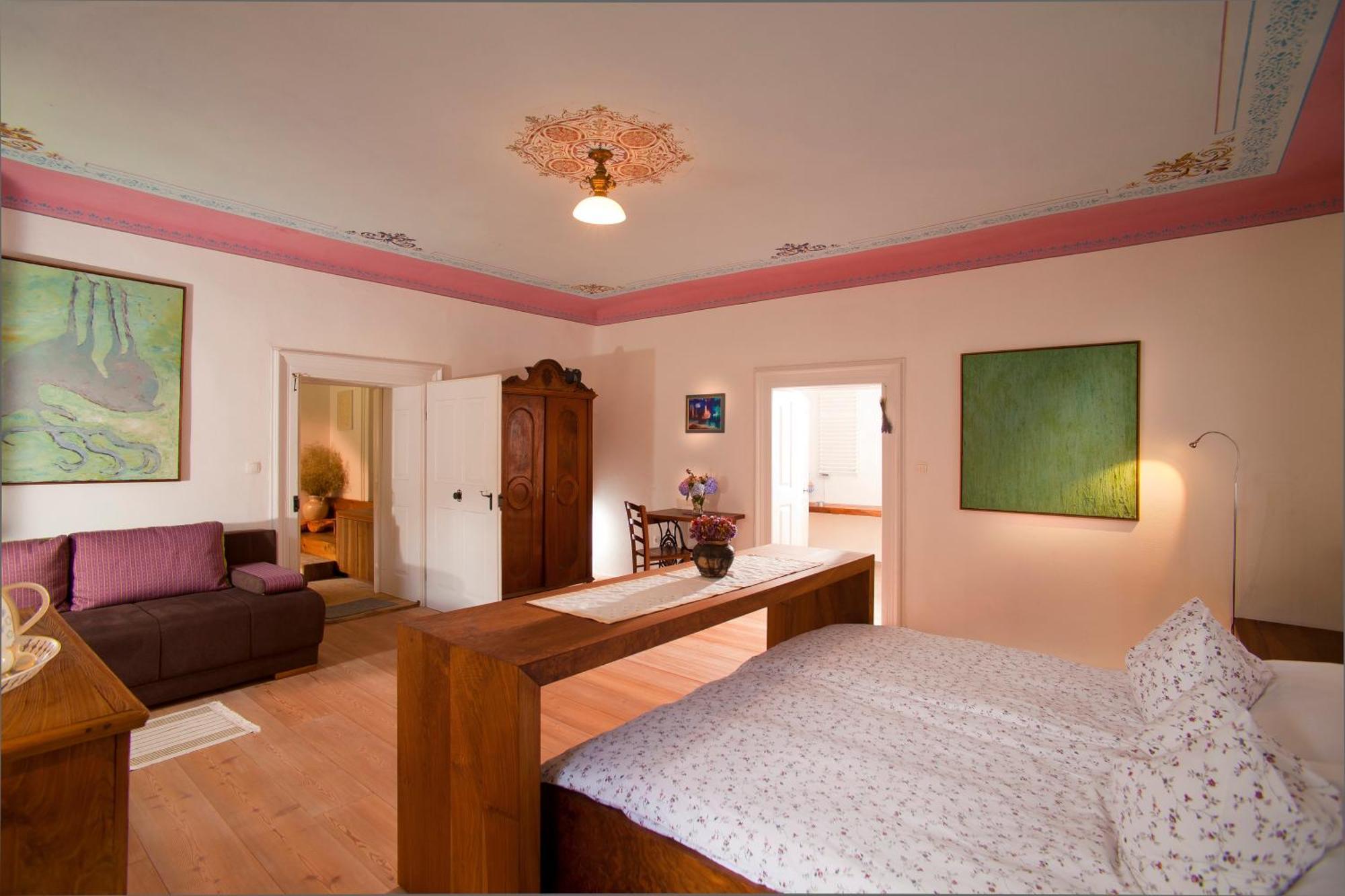 Juvanova Hisa - Apartments And Rooms Luce Екстер'єр фото